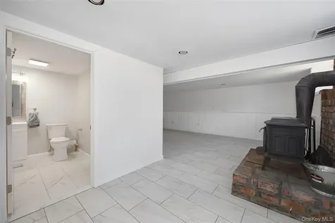 9 Ferrara Drive Rhinebeck NY 12572
