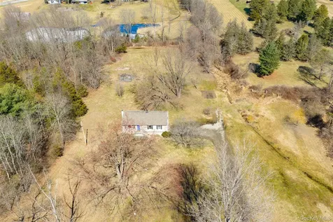 9 Ferrara Drive Rhinebeck NY 12572