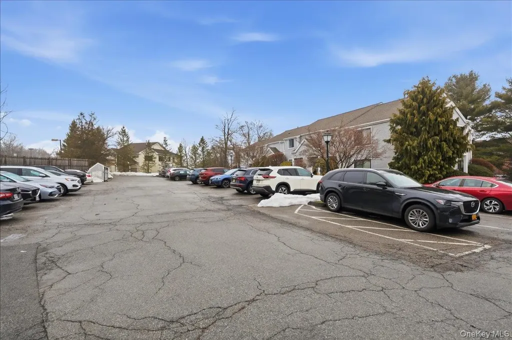 9 Country Place Mohegan Lake NY 10547