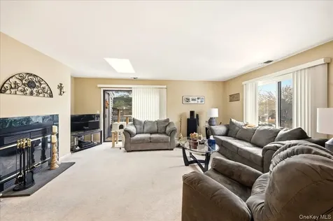 9 Country Place Mohegan Lake NY 10547