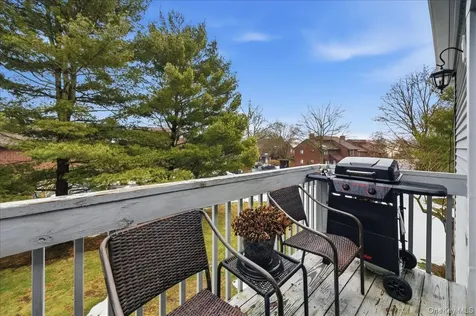 9 Country Place Mohegan Lake NY 10547