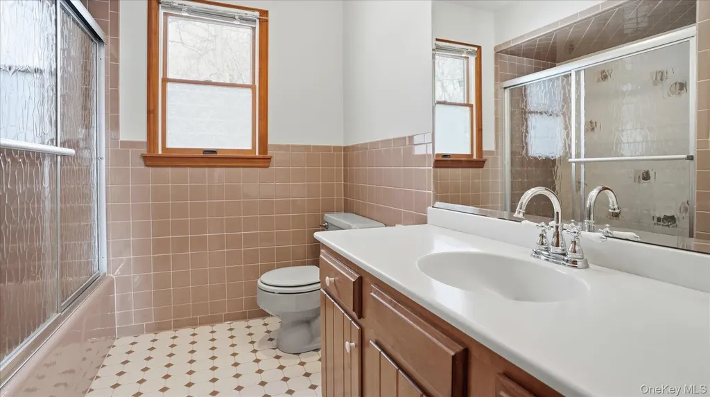 55 Leafy Way Aquebogue NY 11931
