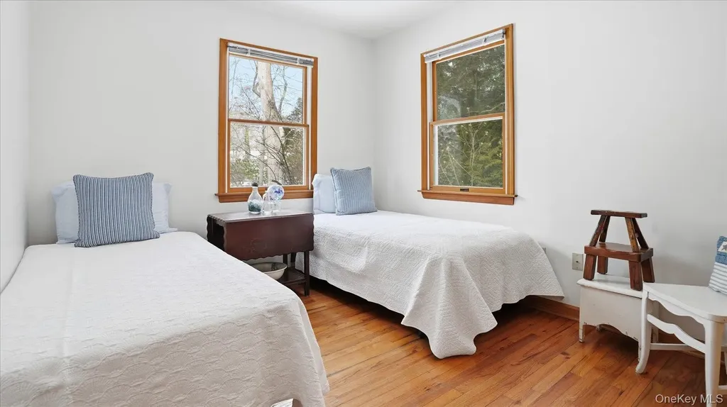55 Leafy Way Aquebogue NY 11931