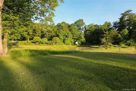 75 Walton Lane Hurley NY 12443