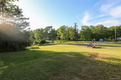 75 Walton Lane Hurley NY 12443