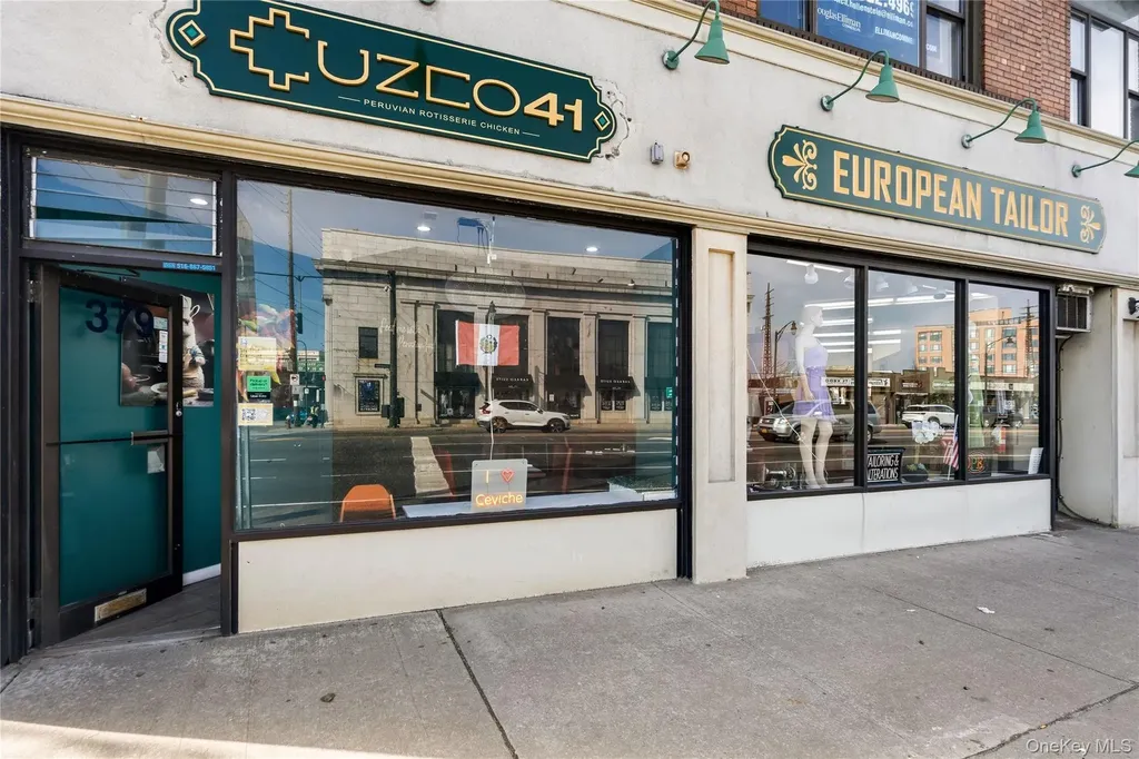 379 Sunrise Highway Lynbrook NY 11563