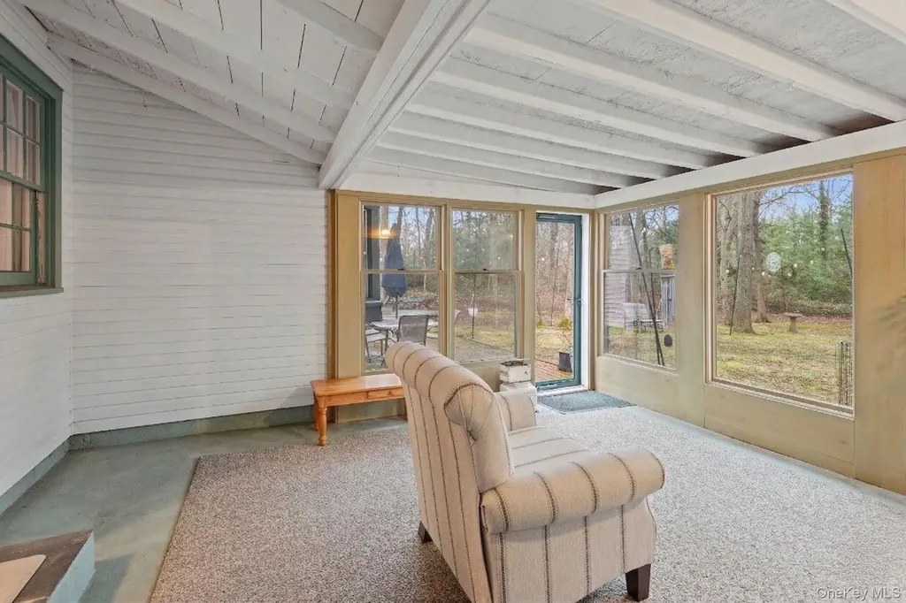 33 Oleander Drive Northport NY 11768