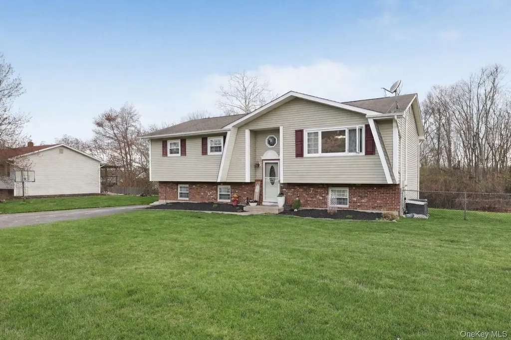 65 Maureen Drive Middletown NY 10940