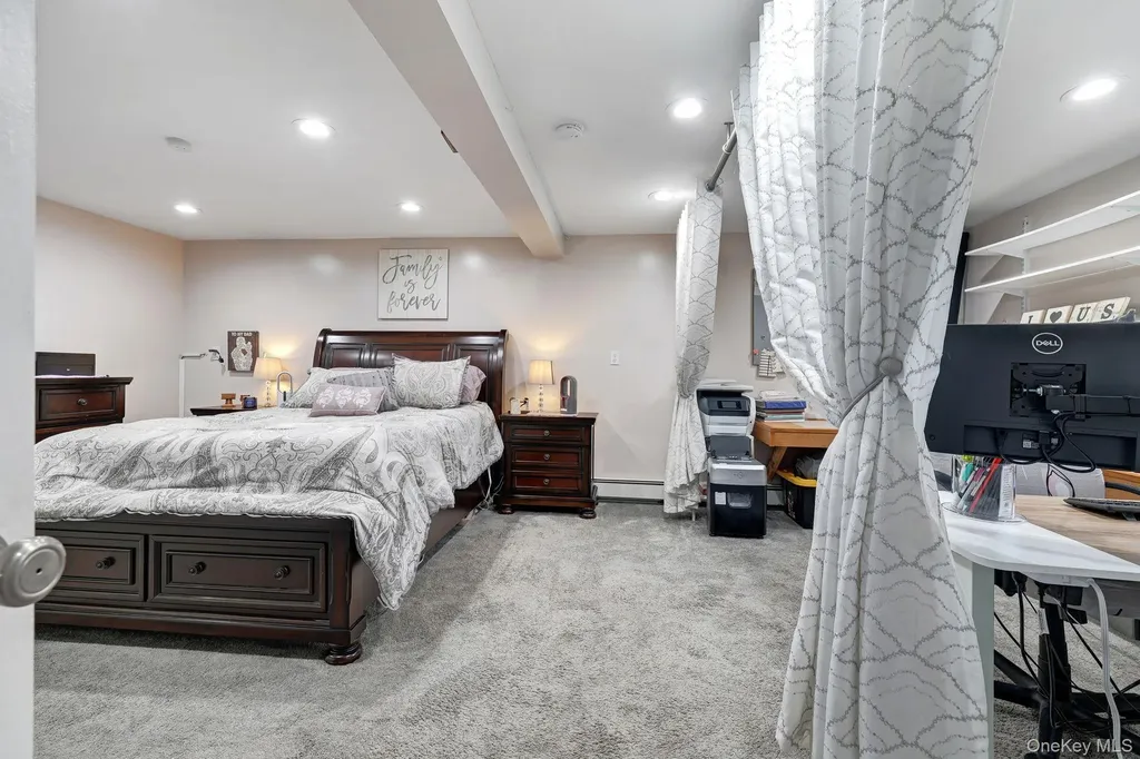 65 Maureen Drive Middletown NY 10940