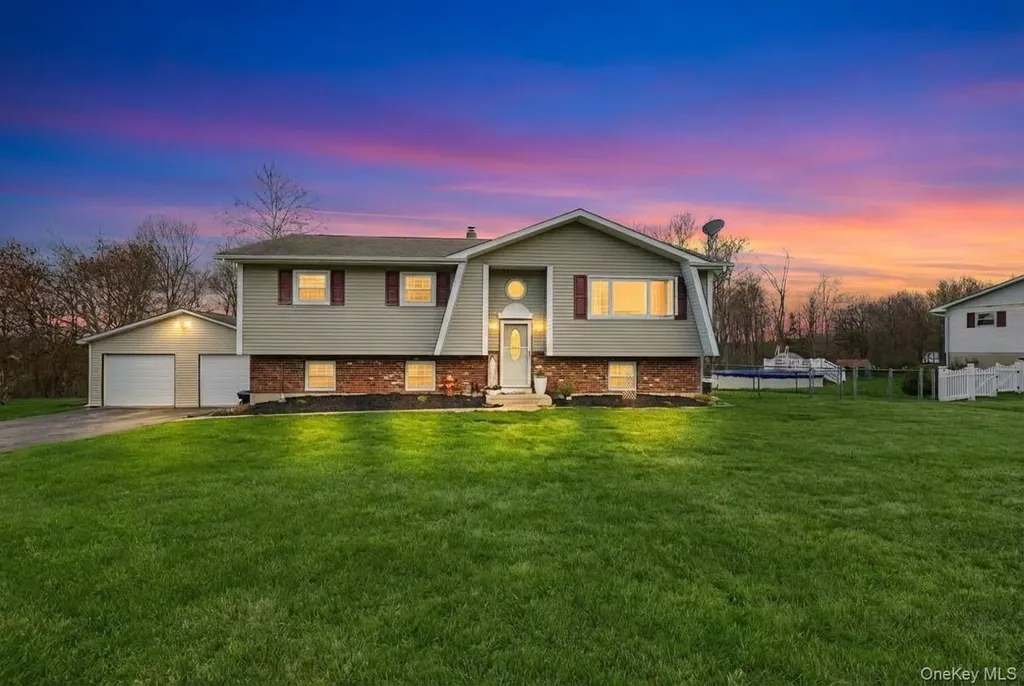 65 Maureen Drive Middletown NY 10940