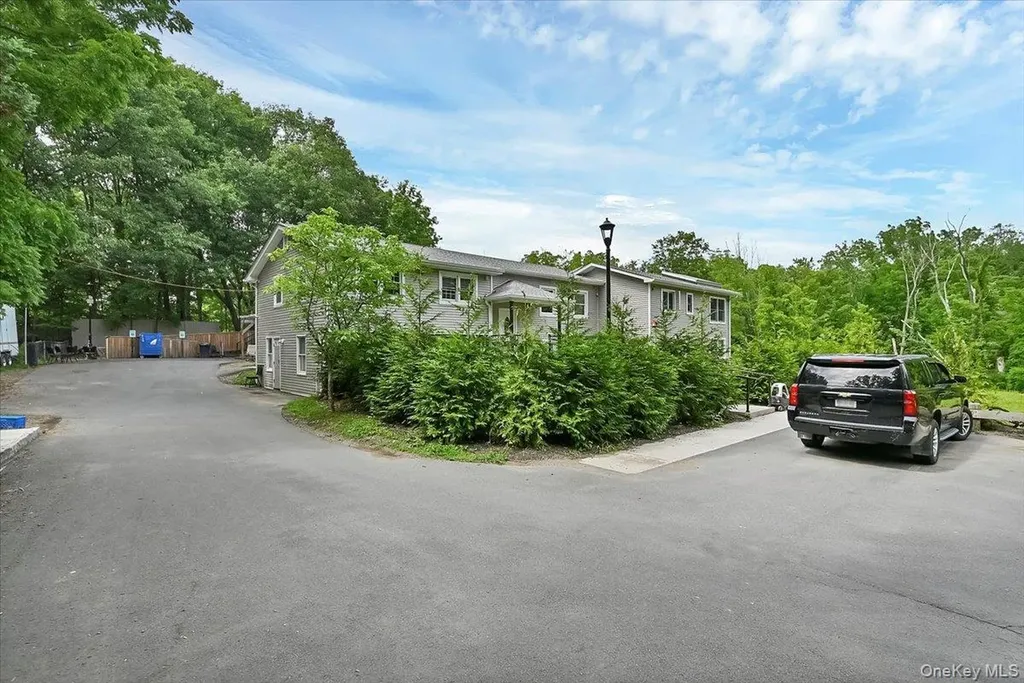 43 Freeland Street Monroe NY 10950