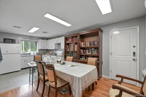 43 Freeland Street Monroe NY 10950