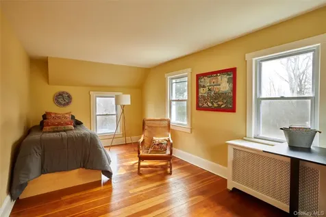 23 Bouton Street South Salem NY 10590