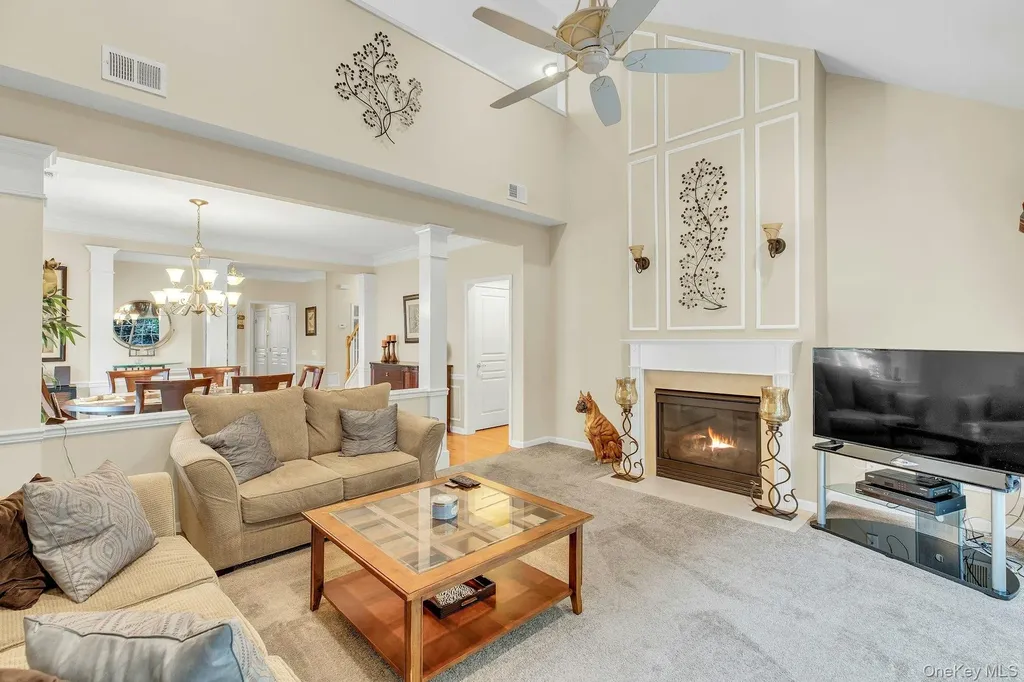 43 Louden Loop Mount Sinai NY 11766