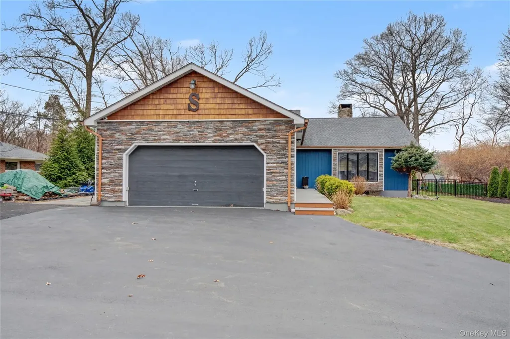 115 Sunset Drive Newburgh NY 12550