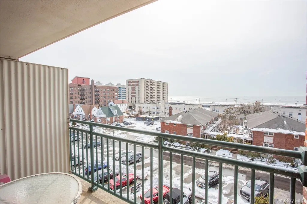 333 E Broadway Long Beach NY 11561