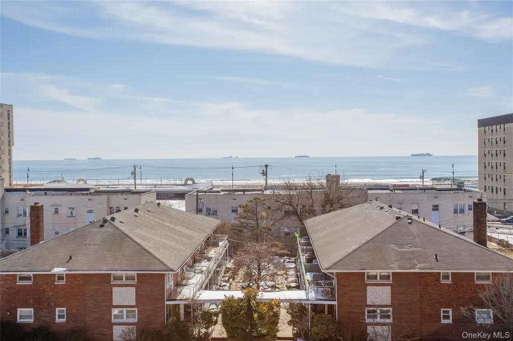 333 E Broadway Long Beach NY 11561
