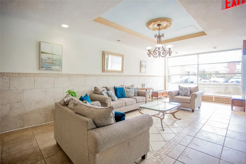 333 E Broadway Long Beach NY 11561