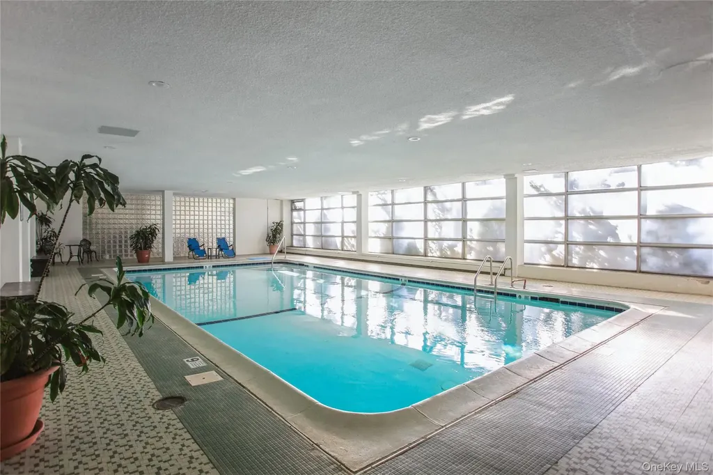 333 E Broadway Long Beach NY 11561