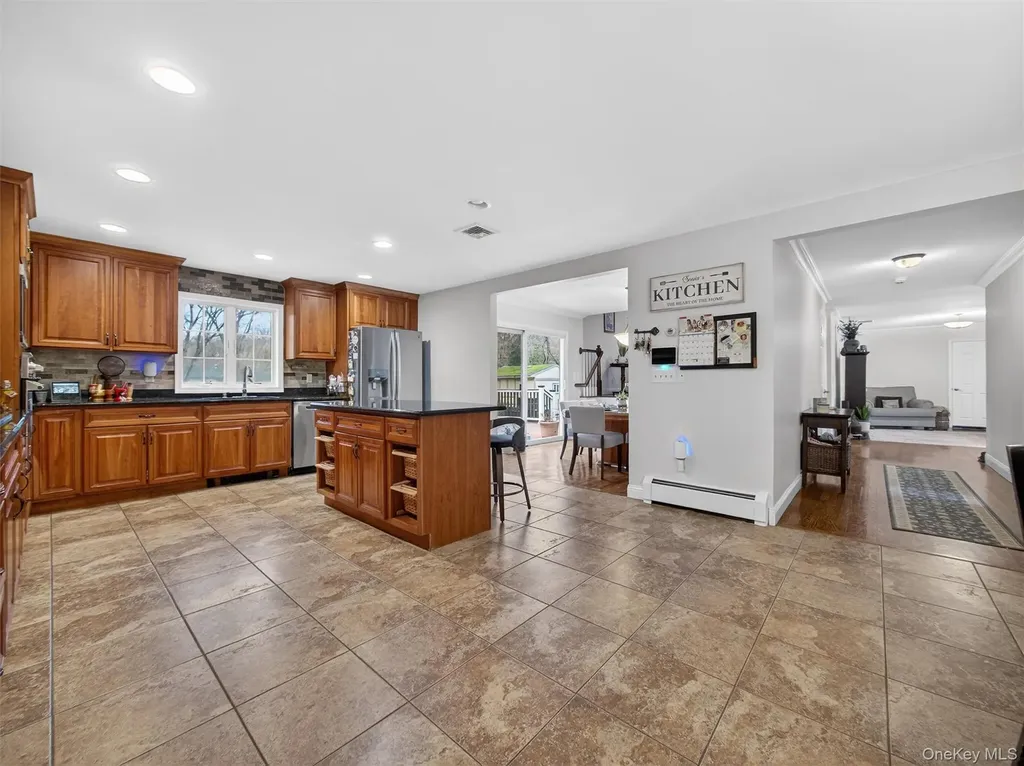 10 Rensselaer Drive Spring Valley NY 10977