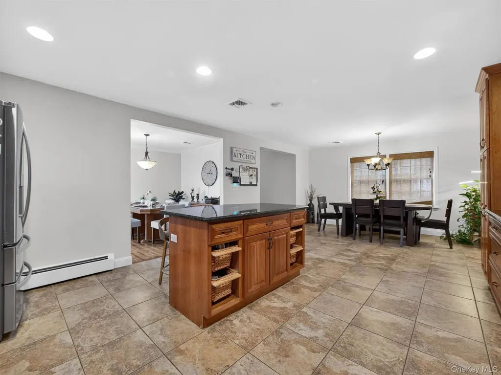 10 Rensselaer Drive Spring Valley NY 10977