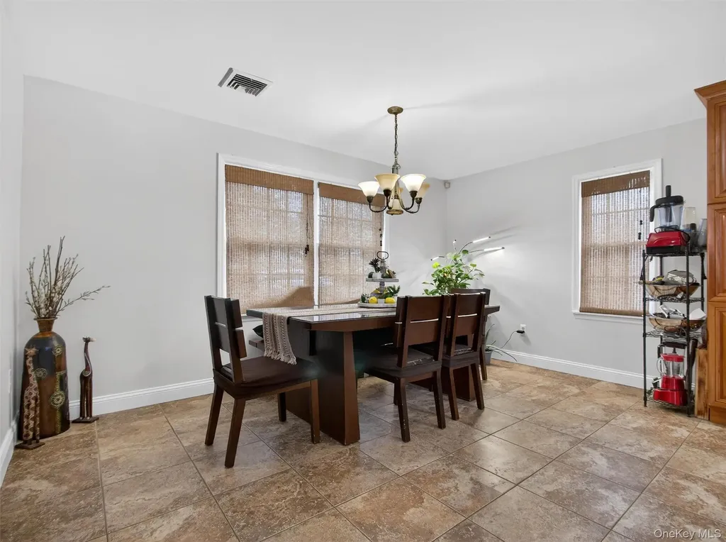 10 Rensselaer Drive Spring Valley NY 10977