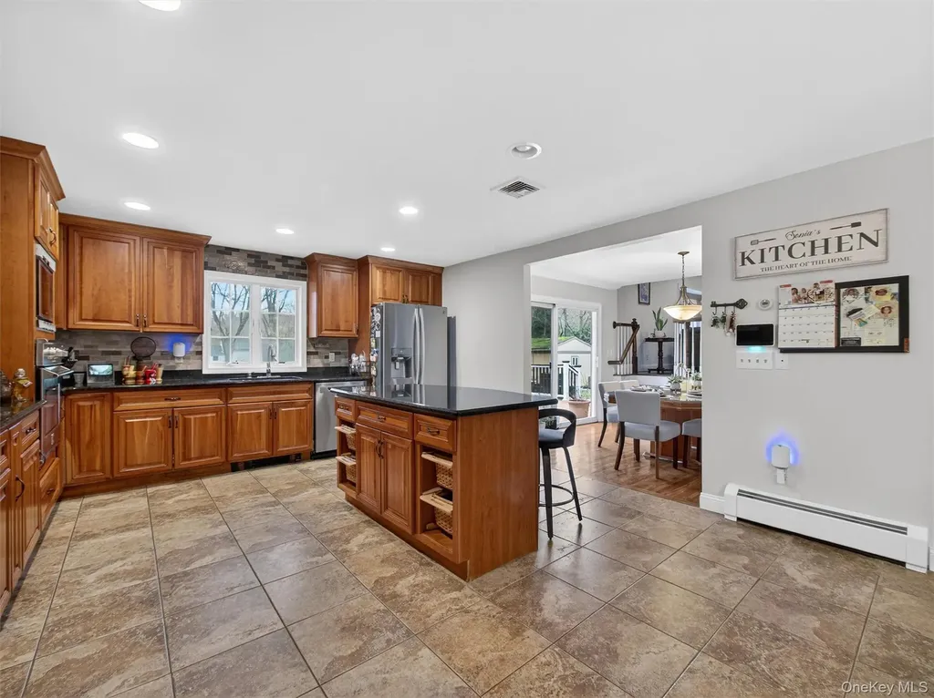 10 Rensselaer Drive Spring Valley NY 10977