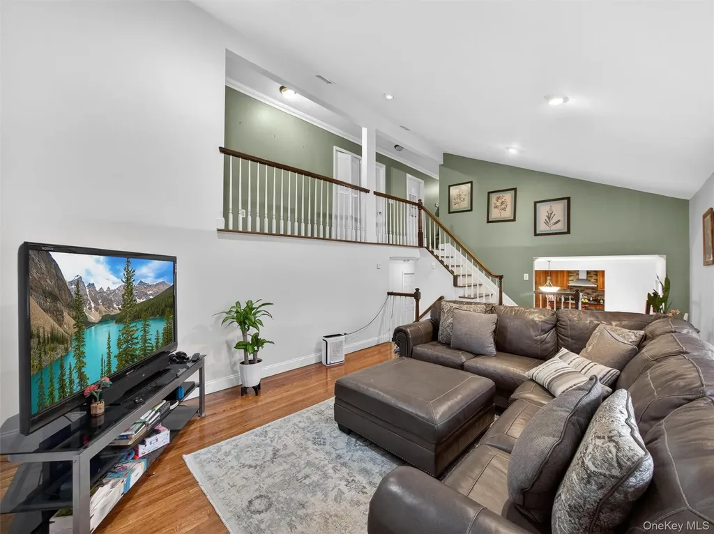 10 Rensselaer Drive Spring Valley NY 10977