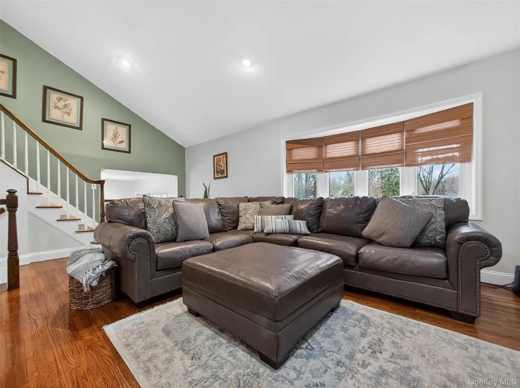 10 Rensselaer Drive Spring Valley NY 10977