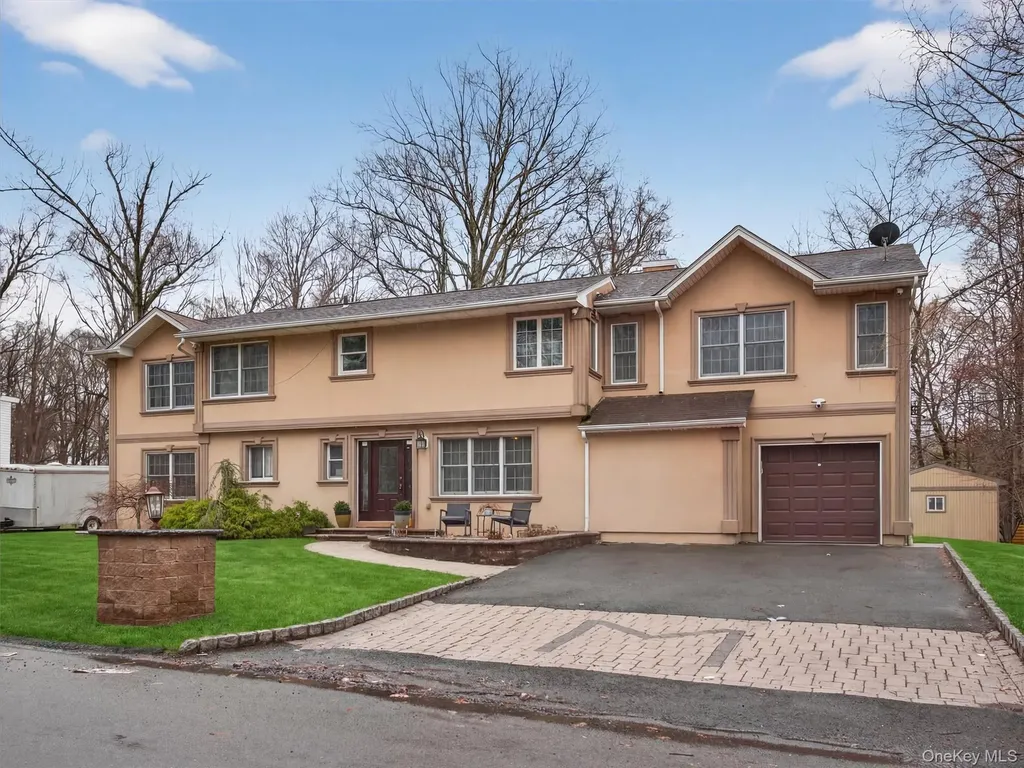 10 Rensselaer Drive Spring Valley NY 10977