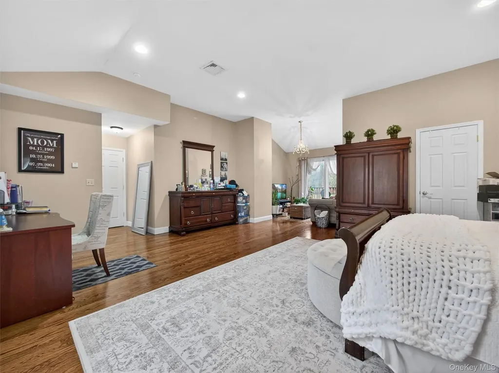 10 Rensselaer Drive Spring Valley NY 10977