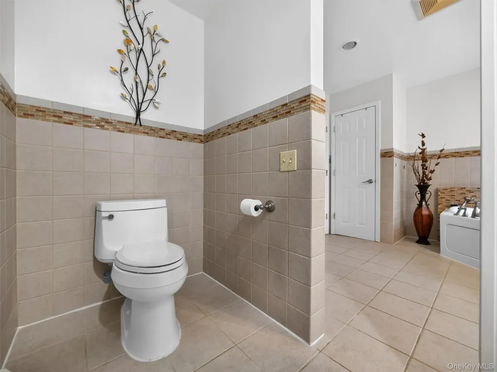 10 Rensselaer Drive Spring Valley NY 10977
