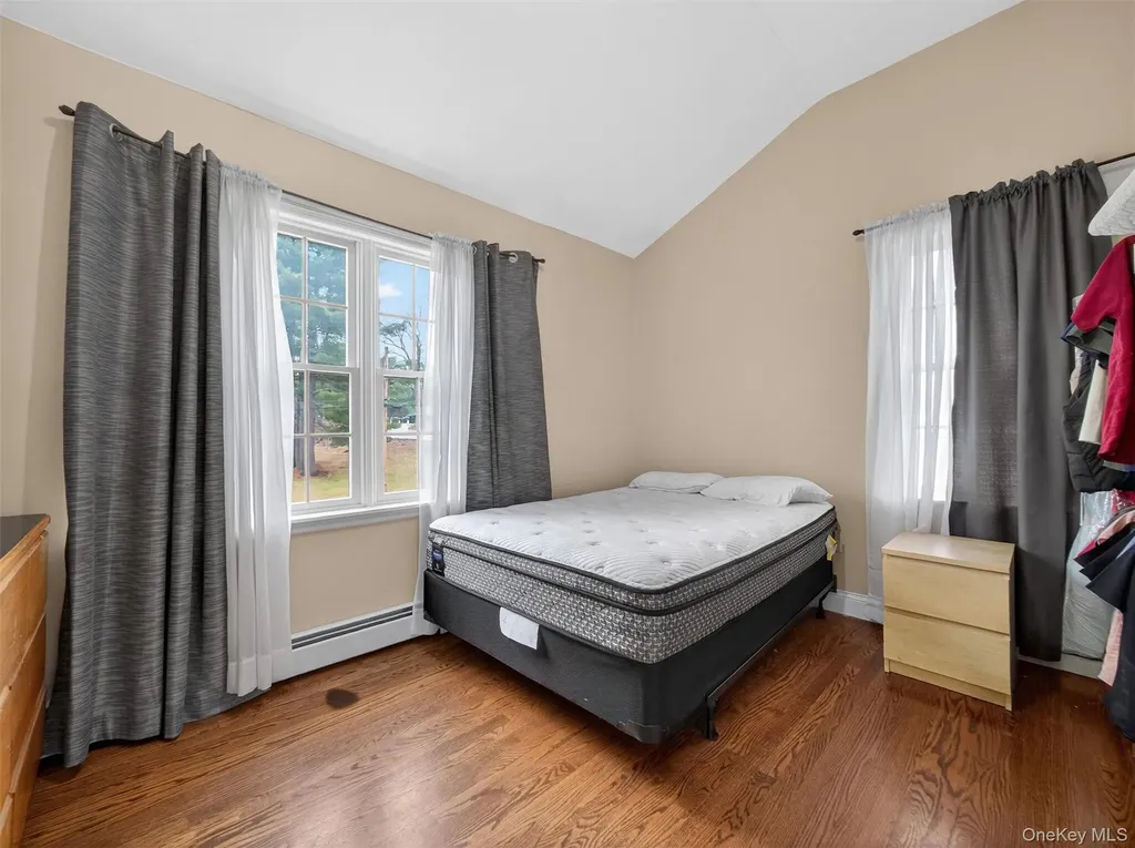 10 Rensselaer Drive Spring Valley NY 10977