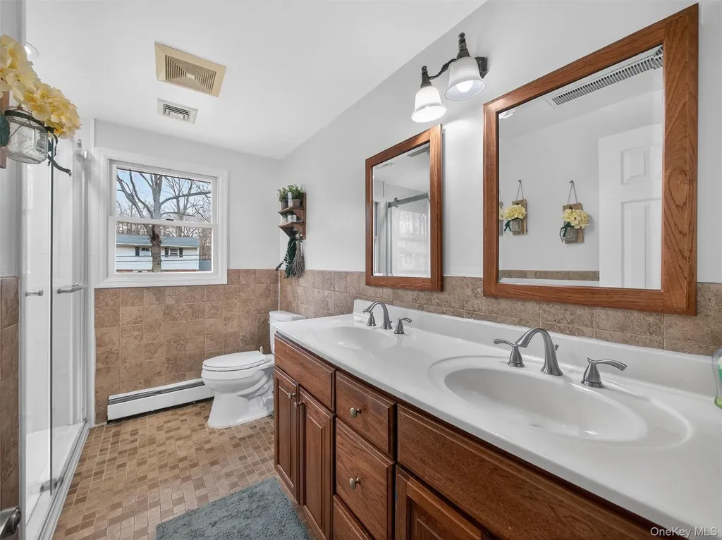 10 Rensselaer Drive Spring Valley NY 10977