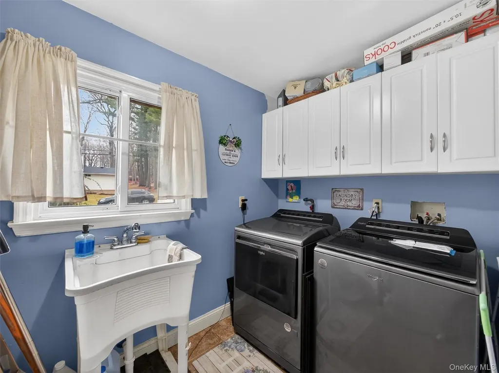 10 Rensselaer Drive Spring Valley NY 10977