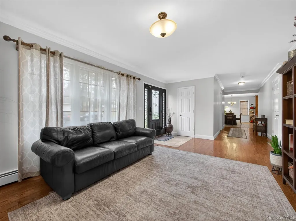 10 Rensselaer Drive Spring Valley NY 10977