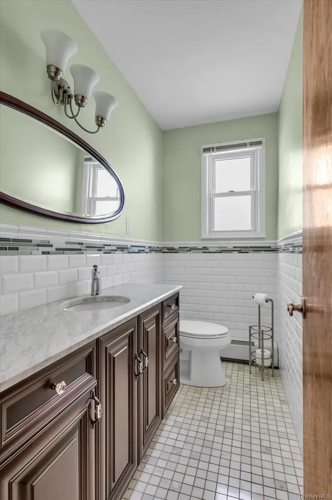 4400 Atlantic Avenue Brooklyn NY 11224