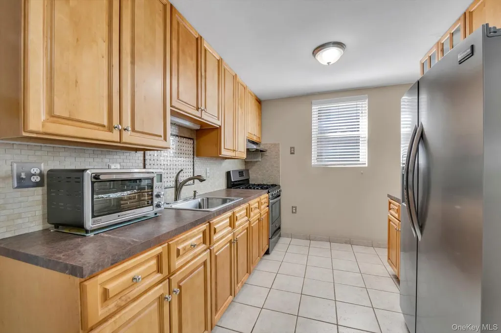4400 Atlantic Avenue Brooklyn NY 11224