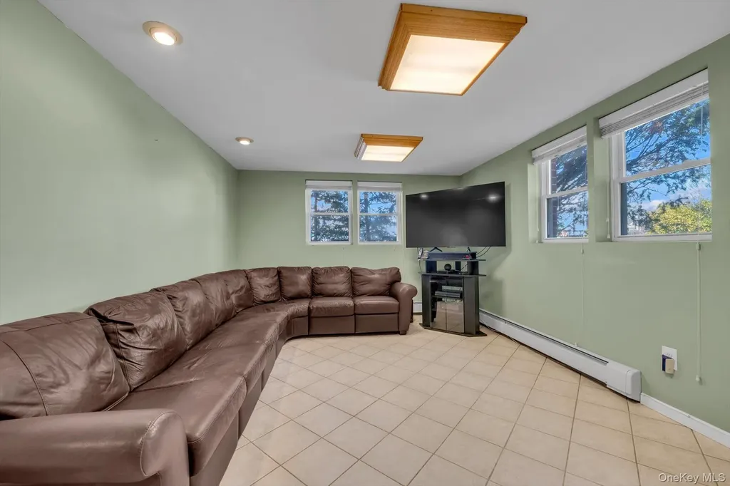 4400 Atlantic Avenue Brooklyn NY 11224