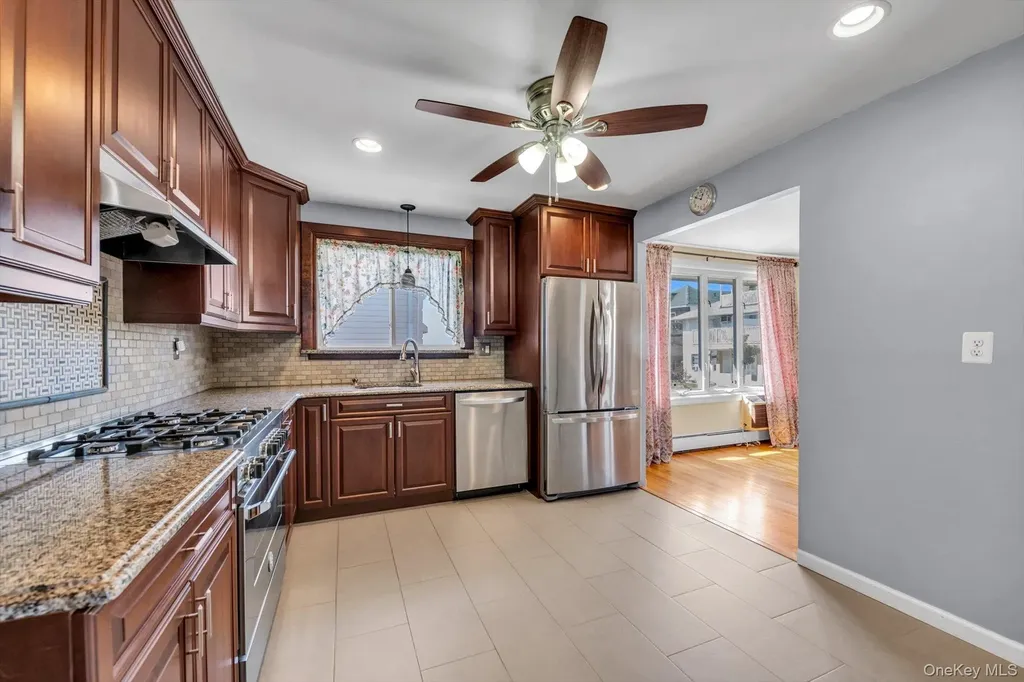 4400 Atlantic Avenue Brooklyn NY 11224