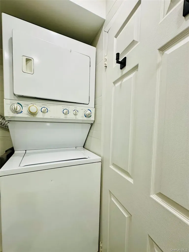 136-17 Maple Avenue Flushing NY 11355