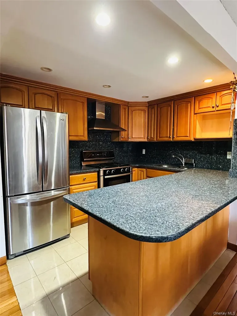 136-17 Maple Avenue Flushing NY 11355