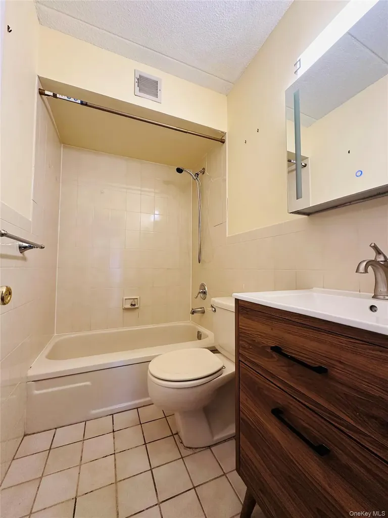 136-17 Maple Avenue Flushing NY 11355