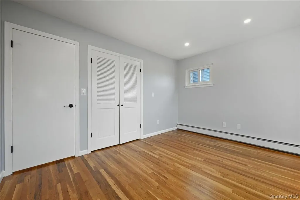 557 Southside Avenue Freeport NY 11520