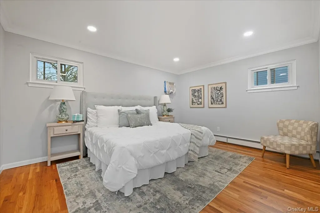 557 Southside Avenue Freeport NY 11520