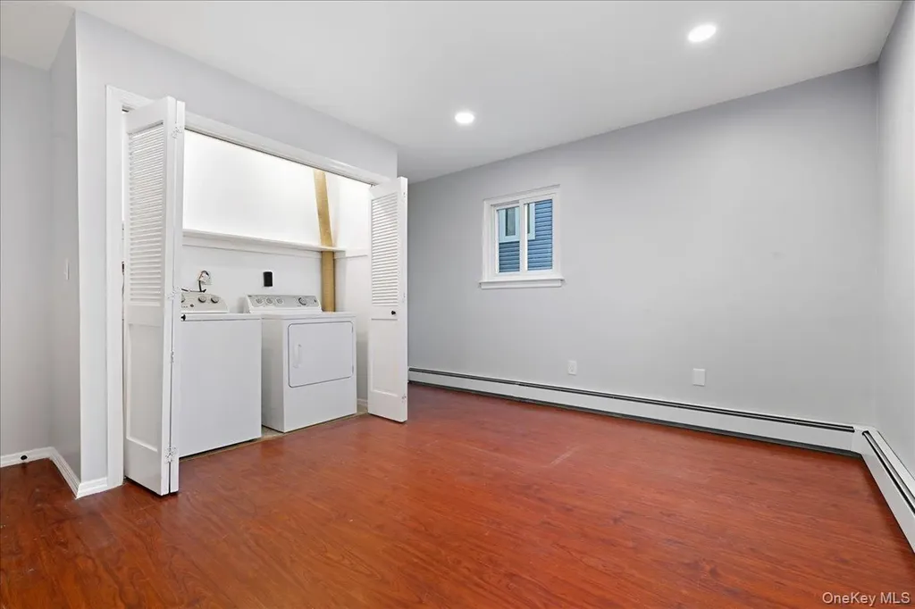557 Southside Avenue Freeport NY 11520