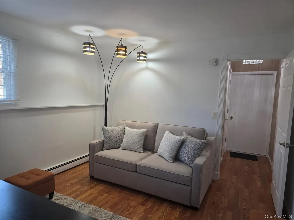 29 Carriage Hill Lane Poughkeepsie NY 12603