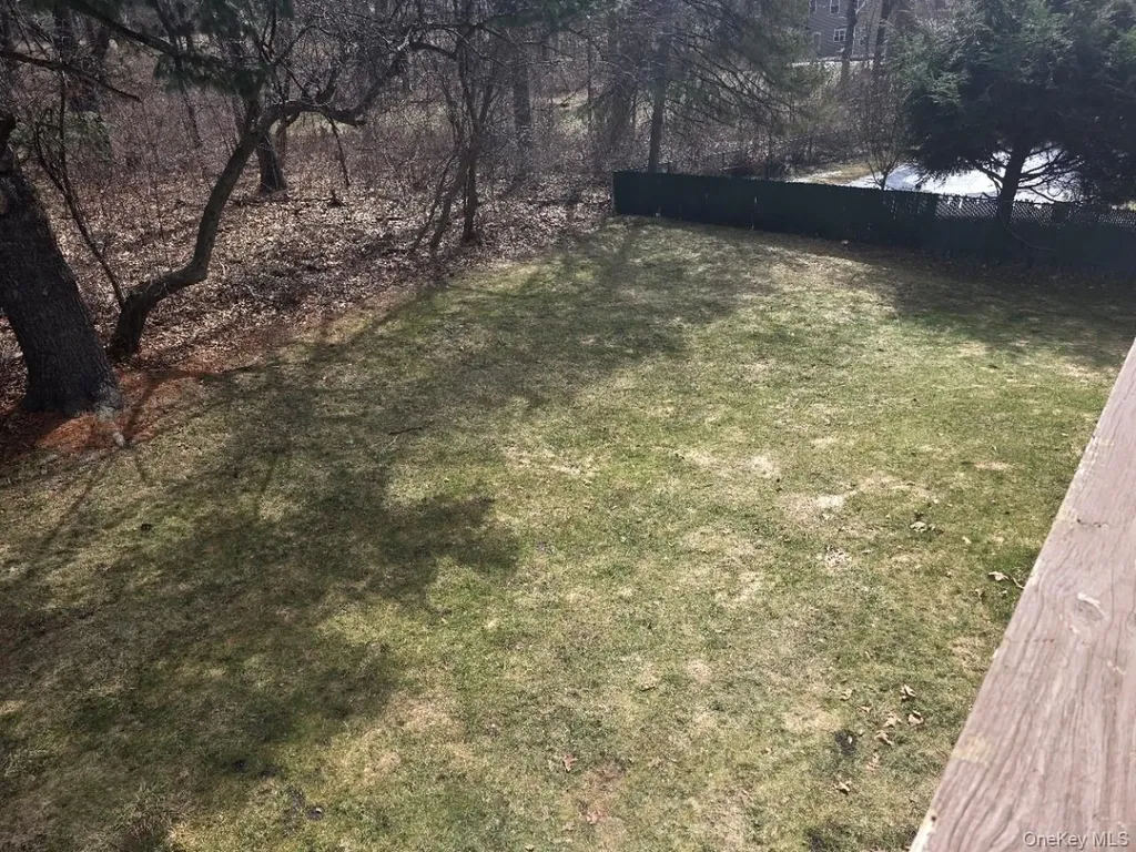 29 Carriage Hill Lane Poughkeepsie NY 12603