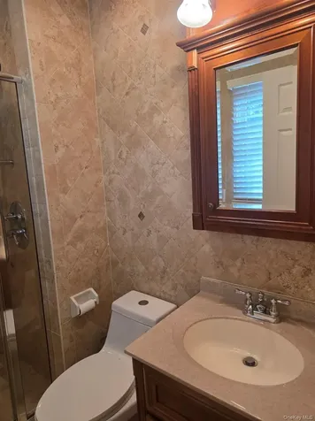 29 Carriage Hill Lane Poughkeepsie NY 12603