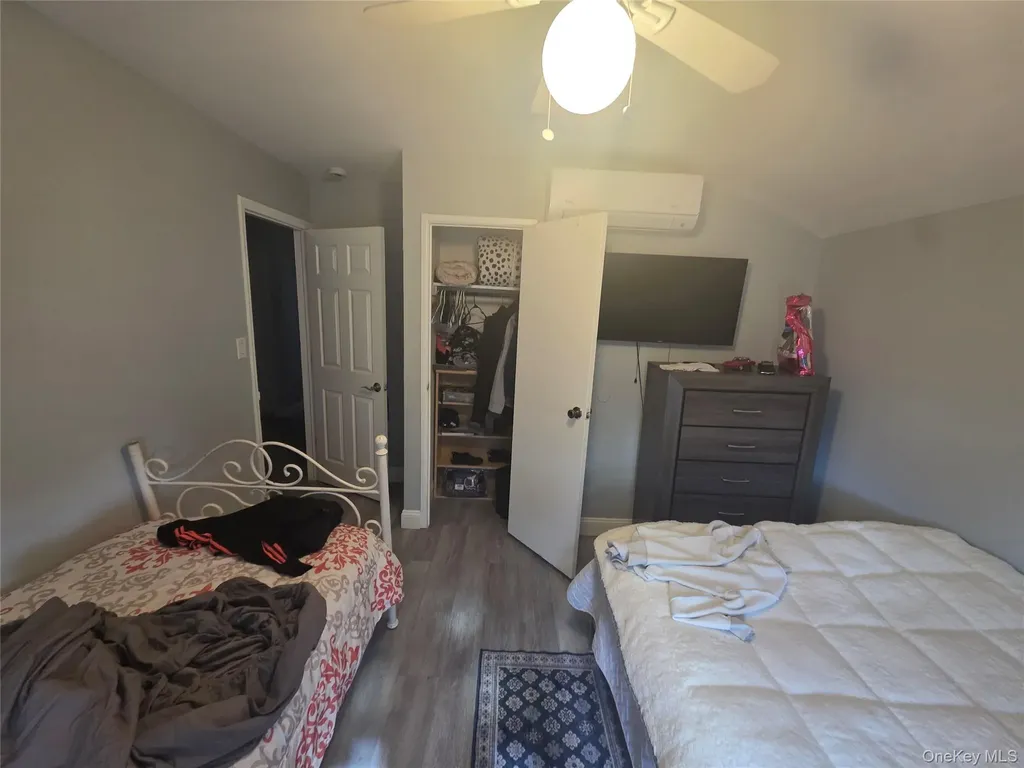9 Torrey Pine Lane Medford NY 11763